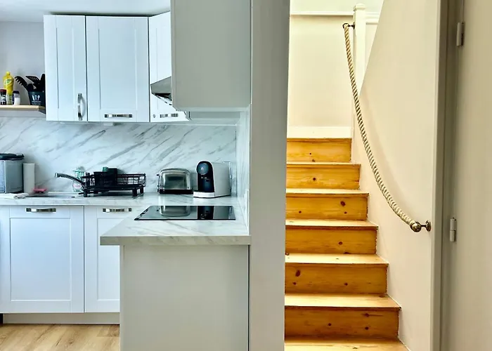 La Belle Deauvillaise